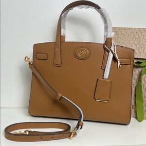NWT Tory Burch SMALL ROBINSON SATCHEL